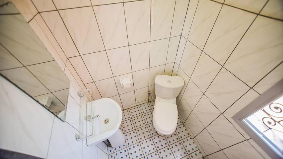 Appartements Neuf De Haut Standing Dm & Ng A Bafoussam Dış mekan fotoğraf